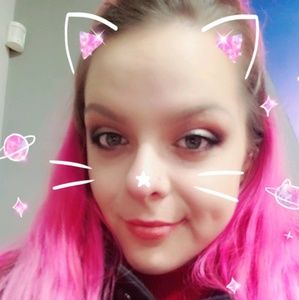 Meet your Posher, Allyson